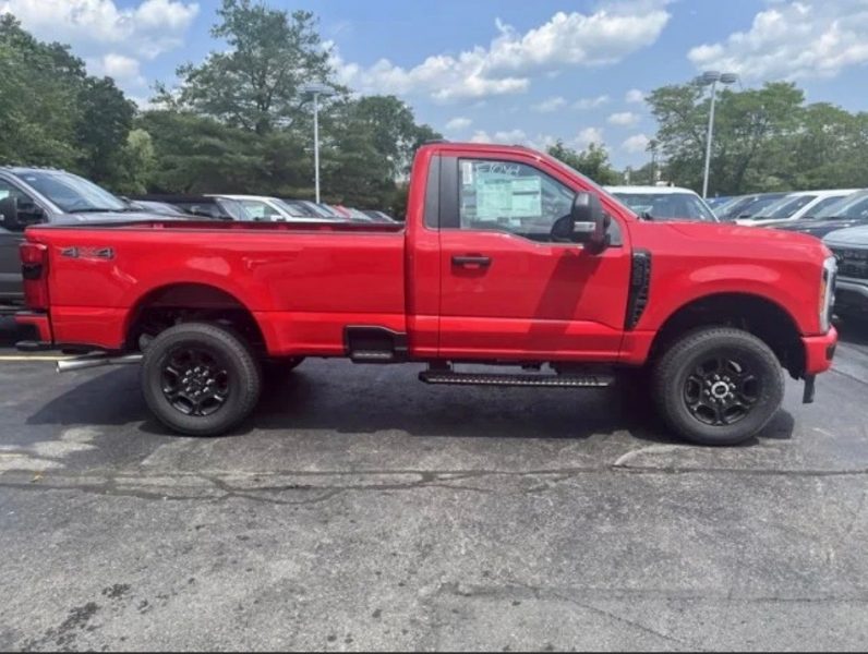 2023 F350 4X4