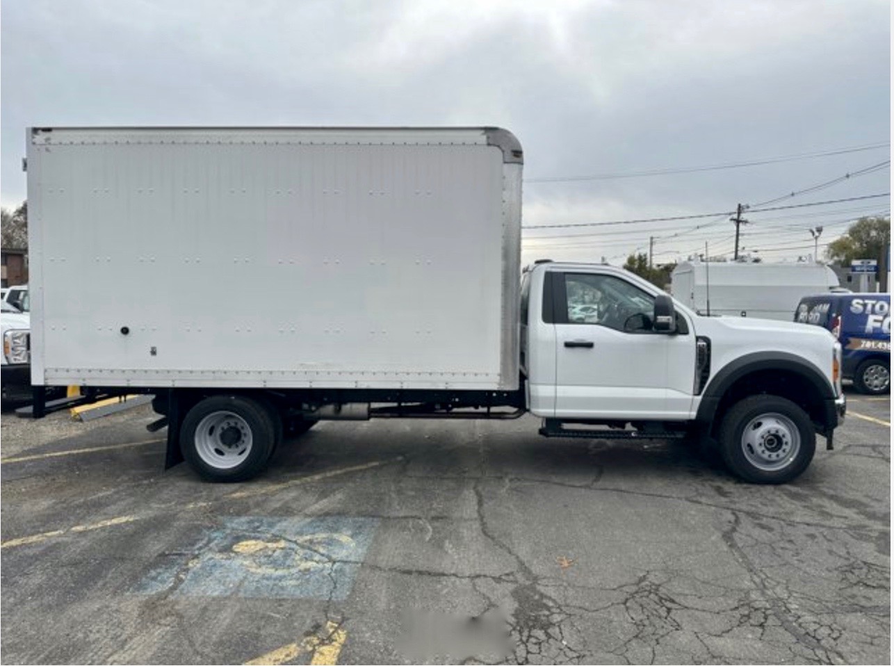 2023 F550 14’ FREIGHT VAN