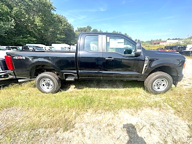 2023 F350 SUPER CAB.