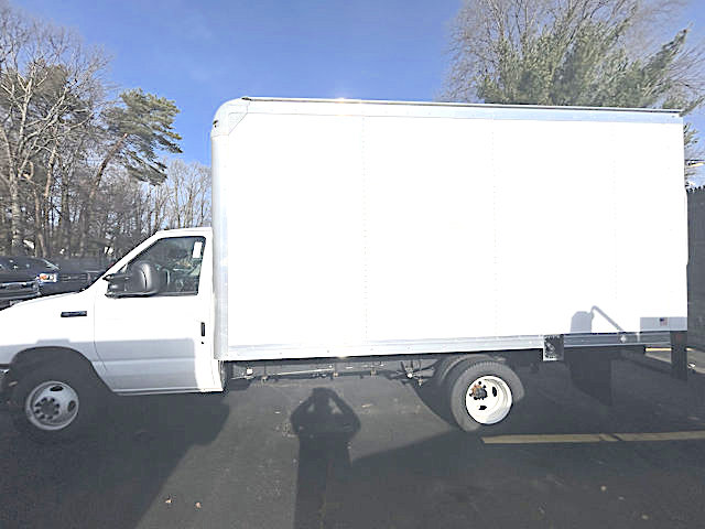 2025 FORD F350 14Ft VAN BODY